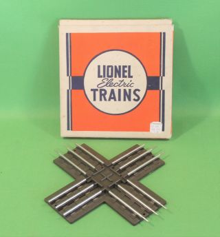 Vintage Lionel Model Trains Crossover Track 1021 With Box