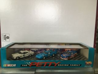 Vintage Hot Wheels The Petty Racing Family 3 Cars Set.