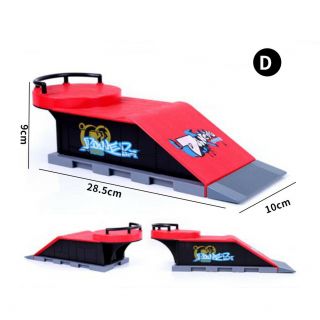 ABS With Ramp Mini Removable Kids Toy Gift Training Games Finger Skateboard Set 3