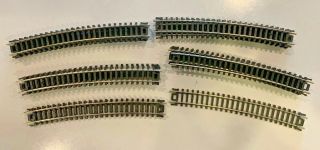 Nineteen (19) Sections Of Atlas " N " Scale 2526 19 " R Curve Tracks