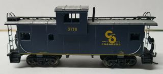 Athearn Ho C&o Wide Vision Caboose Built W/ Metal Wheels