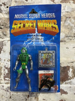 1984 Marvel Heroes Secret Wars Doctor Doom And His Secret Shield By Mattel