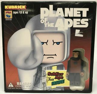 Medicom Toy / Kubrick Planet Of The Apes Soldier Ape With Jail Inside Set / Nib