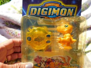 Vtg Bandai Digimon Arm swinging Agumon Action Figure & stickers RARE Fun Toy 2