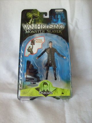 Dracula - Van Helsing Monster Slayer Action Figure