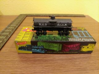 Vintage Ho Gauge Roundhouse Model Train Tank Car Sun Oils T - 264/3.  25 W/ Box