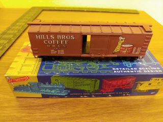 Vintage HO Gauge Model Train Hills Brothers Coffee Box Car Box is not 2