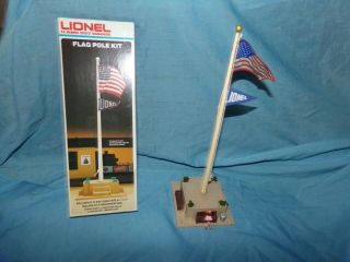 O/lionel " Vtg American/lionel Flag Pole Vignettew/fig " U/e/o/b - S&d Ooak Mim 1983