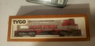 . Ho Silver Streak Diesel 4301 - Tyco.  Broken Piece.