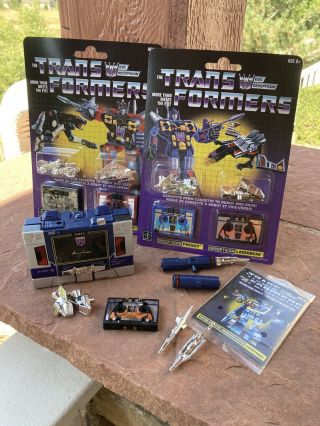 Hasbro Transformers Vintage G1 Walmart Exclusive Decepticon Soundwave Set