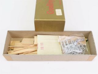 N Scale Quality Craft Models Kit 201 Lunx Weyerhaeuser All - Door Box Car Wood