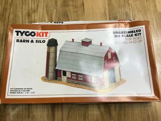 Ho 1/87 Scale Tyco Kit 7770 Barn & Silo Plastic Building Model Train/ Slot Car