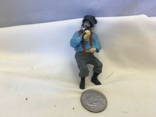 Dollhouse Miniatures 1:25 Or G Scale Man Sitting
