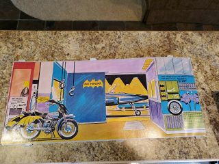Vintage Mego Batman ' s Wayne Foundation wall panels 2