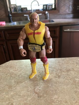 Wwe Mattel Elite Defining Moments Hulk Hogan Wrestling Figure With Belt & Shirt