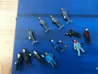 12 X Plastic Figures For Ho/oo Model Railway Workers,  Porters,  Engine Driver Etc