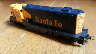 Vintage Diesel Locomotive Santa Fe HO Scale Train Engine 2654 2