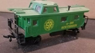 Dl Ho Scale Train Car Horn Hook Sr Green Caboose Southern Railroad X100