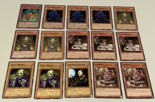 Yu - Gi - Oh: 40 Cards Skull Servant Deck Hot
