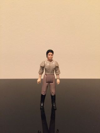 Vintage Kenner 1984 Star Wars Rotj Princess Leia Endor Poncho Figure