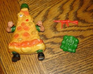 Vintage Mattel Food Fighters 1988 " Private Pizza " W/gun & Backpack