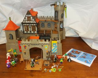 Playmobil 3666 - Knights Large Castle - Medieval Set W/ Accessories