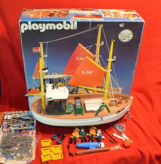 Playmobil 3551 Susanne Fishing Boat Complete Set W/box