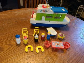 Complete Vintage Fisher Price Little People Play Family 985 Houseboat Euc