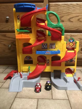 Fisher Price Little People Wheelies Stand And Play Rampway Ramp Cars Noises