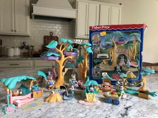 Vtg Fisher Price Hideaway Hollow Bunny Rabbit Toy Tree House 74733
