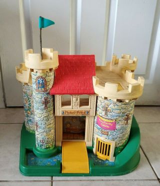 Rare Vintage Fisher Price Little People Play Family Castle 993 - 1974