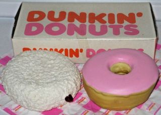 DUNKIN ' DONUTS Fake Play food SCENTED COCONUT Frosted ADULT Collector Box MTC 2