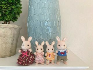 Calico Critters Sylvanian Families Retired Pink Champagne Hopkins Rabbits Family