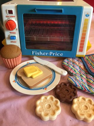 Vintage 1987 Fisher Price Fun With Food Toaster Oven With Rising Muffin,