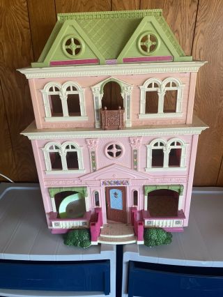 Fisher Price Loving Family Grand Mansion Dollhouse Victorian Doll Pink House