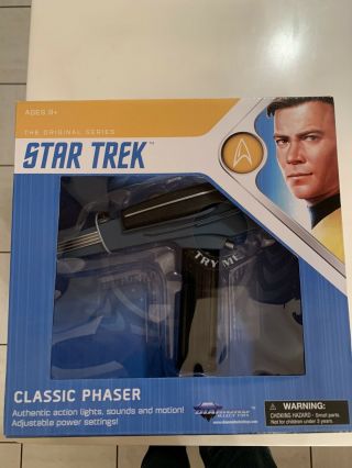 Star Trek By Diamond Select - The Series Classic Phaser Type - 2 (misb)