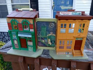 Vtg Fisher Price Little People Play Family Sesame Street 938 W/accessories