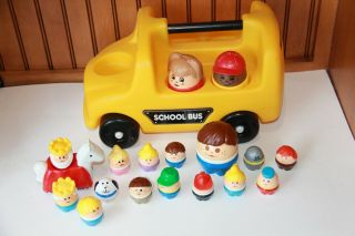 Vintage Little Tikes Step 2 Chunky People With Bus King Dog Alien