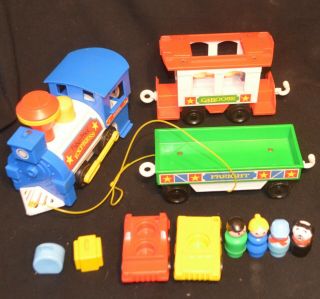 Vintage Fisher Price Little People 2581 Express Train 100 Complete Set
