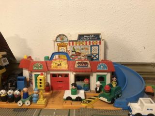 One Of A Kind Vintage Fisher Price Little People 2500 Main Street