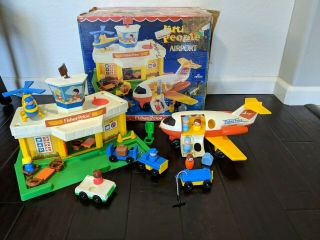 Vintage 1985 Fisher Price Little People Airport Playset W/accessories & Box 2502