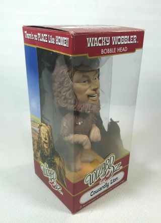 Funko Wizard Of Oz Cowardly Lion Wacky Wobbler Bobble Head Boxed