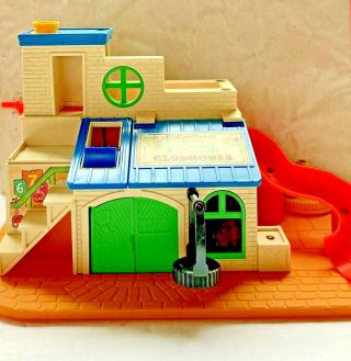 Vintage 1976 Fisher Price Sesame Street Clubhouse 937
