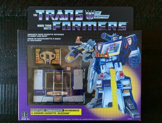 Hasbro Transformers Vintage Walmart Exclusive G1 Soundwave With Buzzsaw