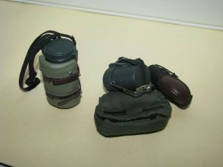 1/6 Dragon/dml Ww 2 German Army Canteen,  Mess Kit,  Bread Bag,  Gas Cape And Can