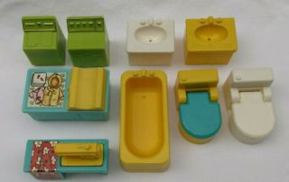 Vintage Fisher Price Little People Washer Dryer Sinks Sewing Machine Tub Toilets