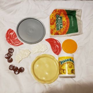 Fisher Price Fun With Food Pizza Dough Pizza Sauce Play Set Vintage Play Food