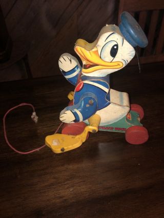 Vintage Fisher Price Donald Duck Wooden Pull Toy 765 Walt Disney