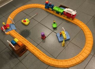 1996 Tyco Sesame Street Elmo’s Radio Control Railroad Train Set - Complete Fun 2