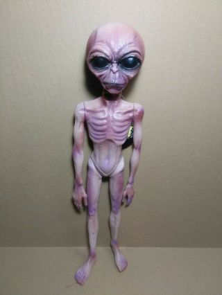 Very Rare 16 " Inch Alien Extraterrestrial E.  T.  Area 51 Ufo Corpse Action Figure